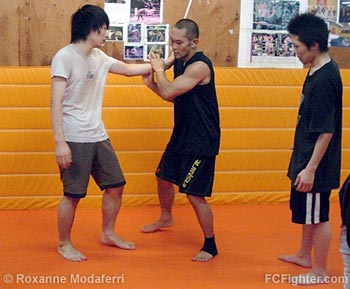 Rumina Sato teaching at Cross Point Kichijouji