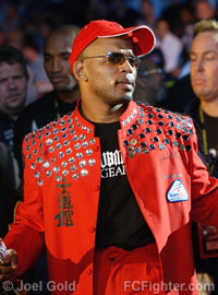 Shonie Carter just before his fight with Nate Quarry at UFC 53