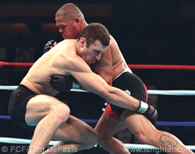 Steve Anshelewitz attempts a takedown on Jose Rodriguez at Ring of Combat 1