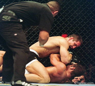 UFC 45: Evan Tanner elbows Phil Baroni